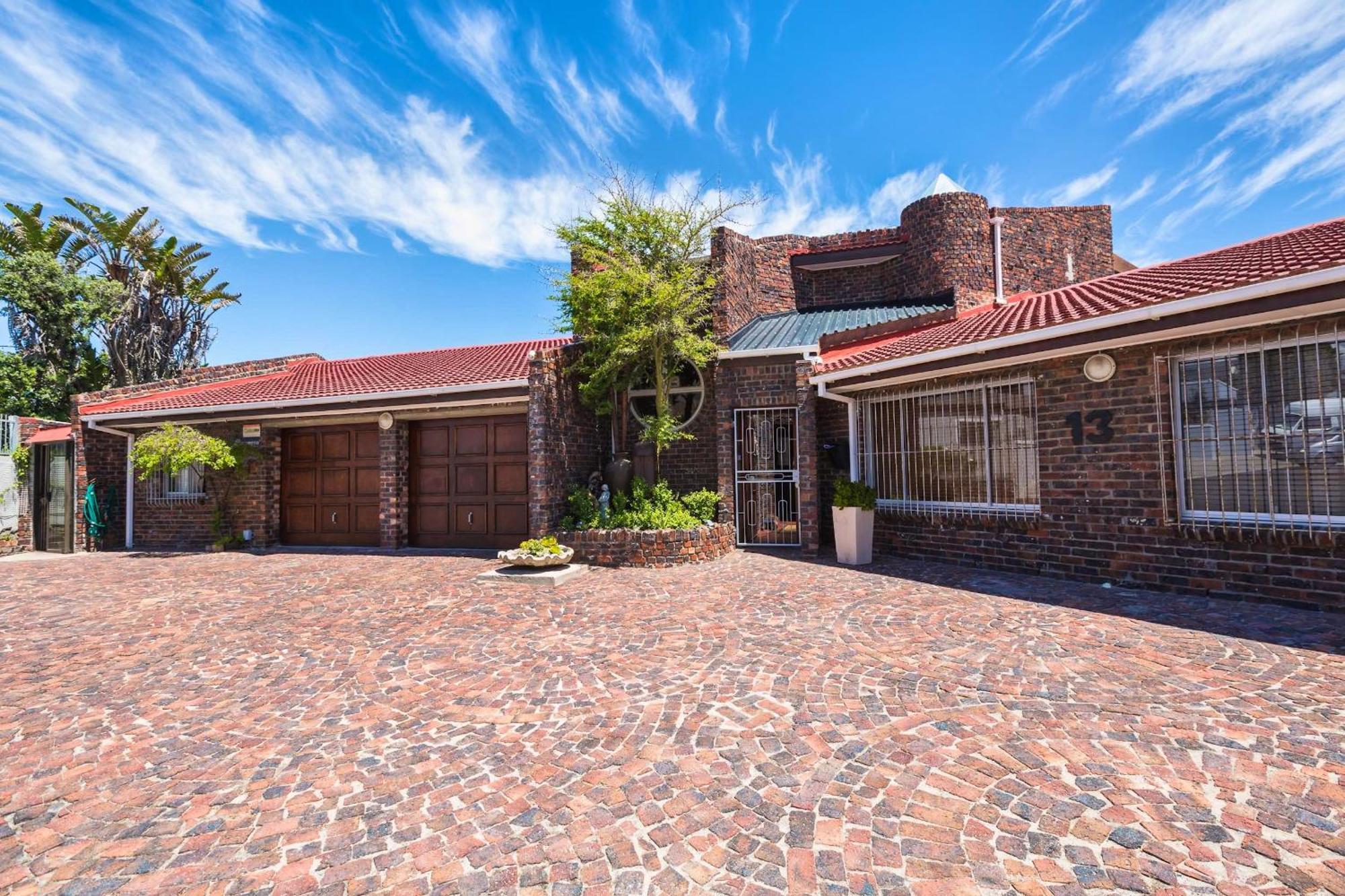 14 Penguin Place, Melkbosstrand Rum bild